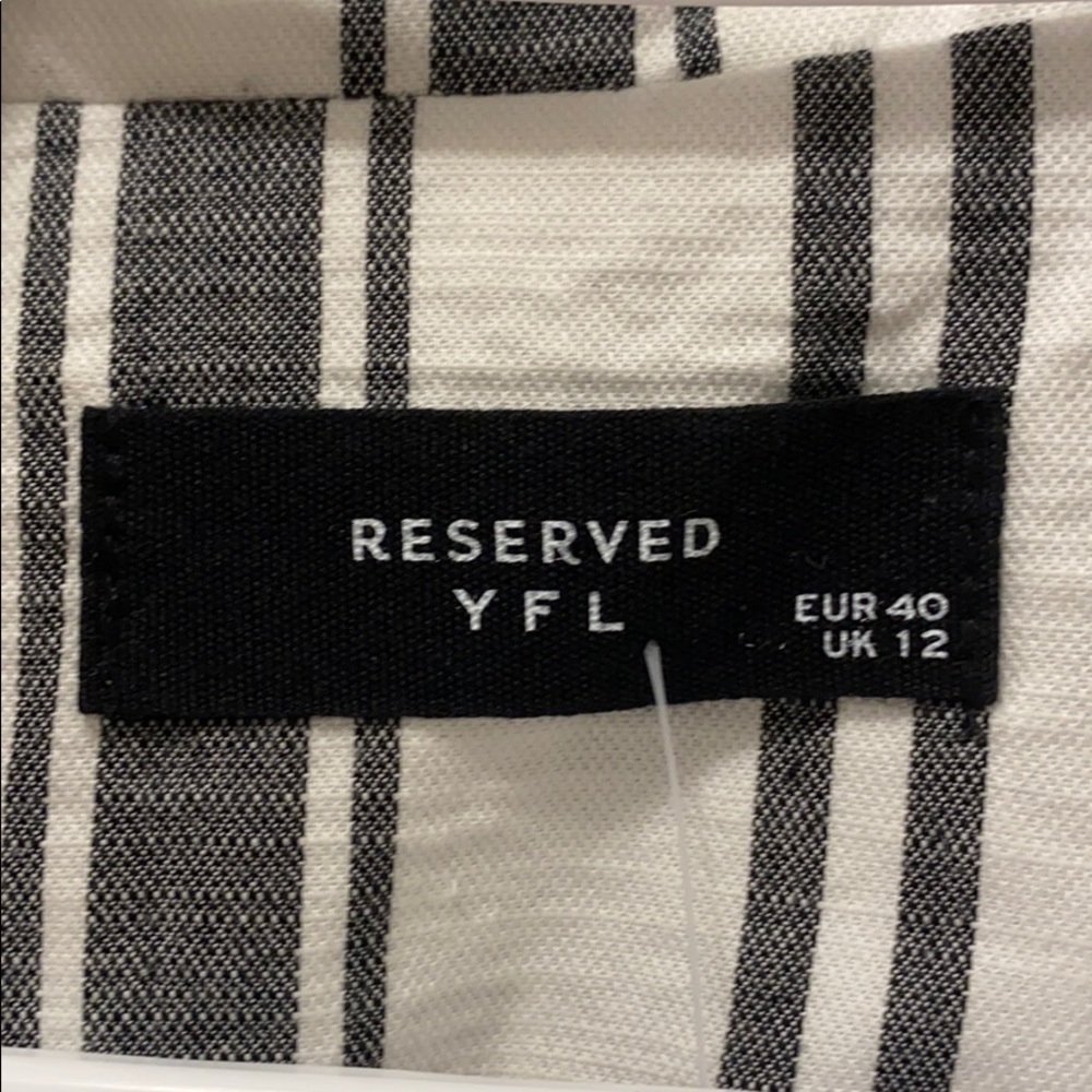 New Reserved blazer - Picture 2 of 5